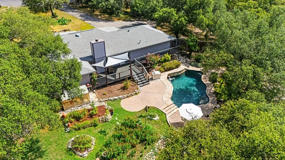 2111 Stallion Springs Drive Fischer, TX 78623