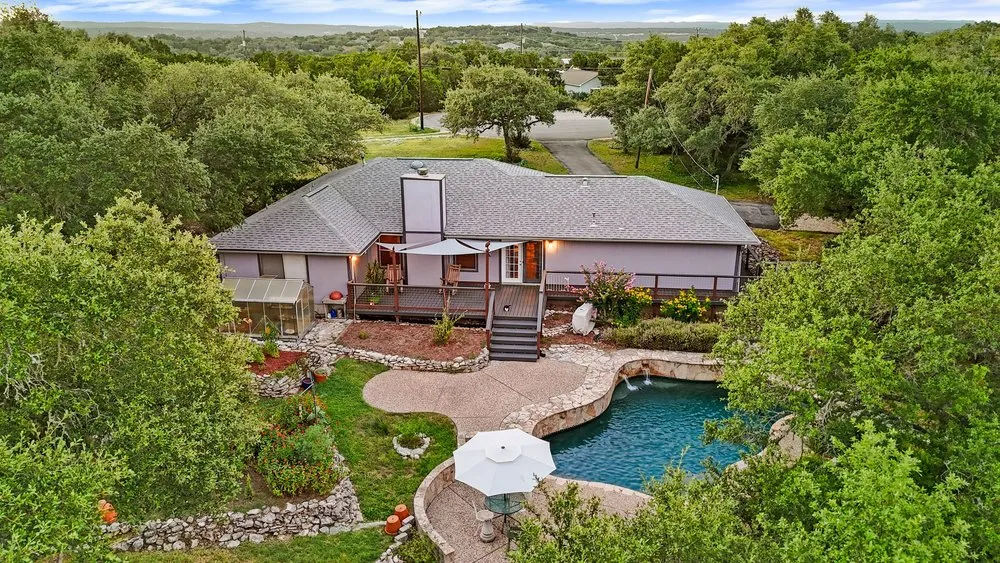 2111 Stallion Springs Drive Fischer, TX 78623