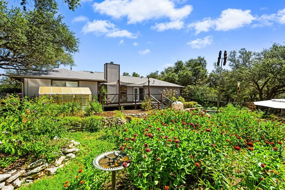 2111 Stallion Springs Drive Fischer, TX 78623