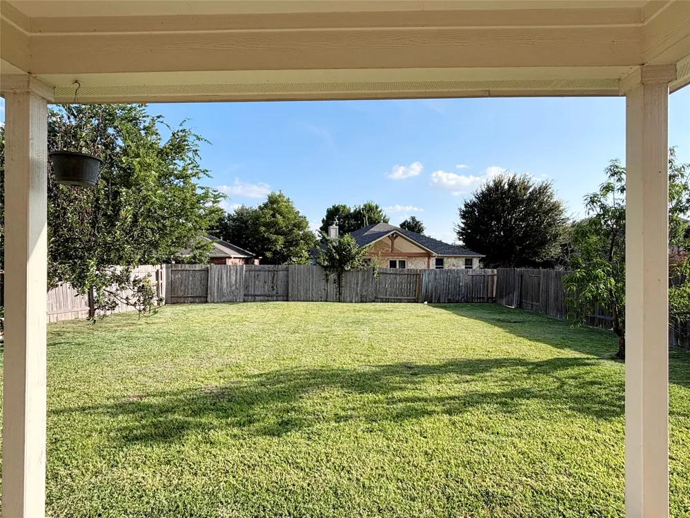 4116 Meadow Bluff Way Round Rock, TX 78665