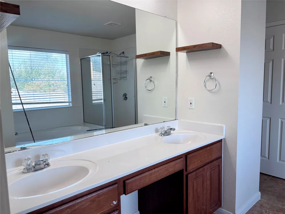 4116 Meadow Bluff Way Round Rock, TX 78665