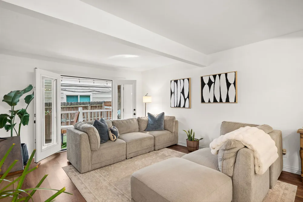 2208 Enfield Road #107 Austin, TX 78703