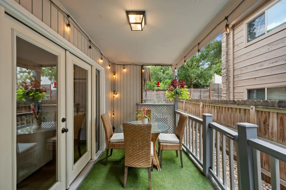 2208 Enfield Road #107 Austin, TX 78703