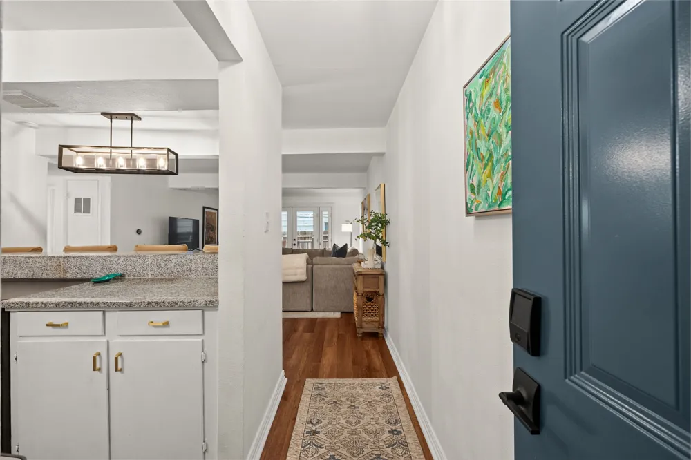 2208 Enfield Road #107 Austin, TX 78703