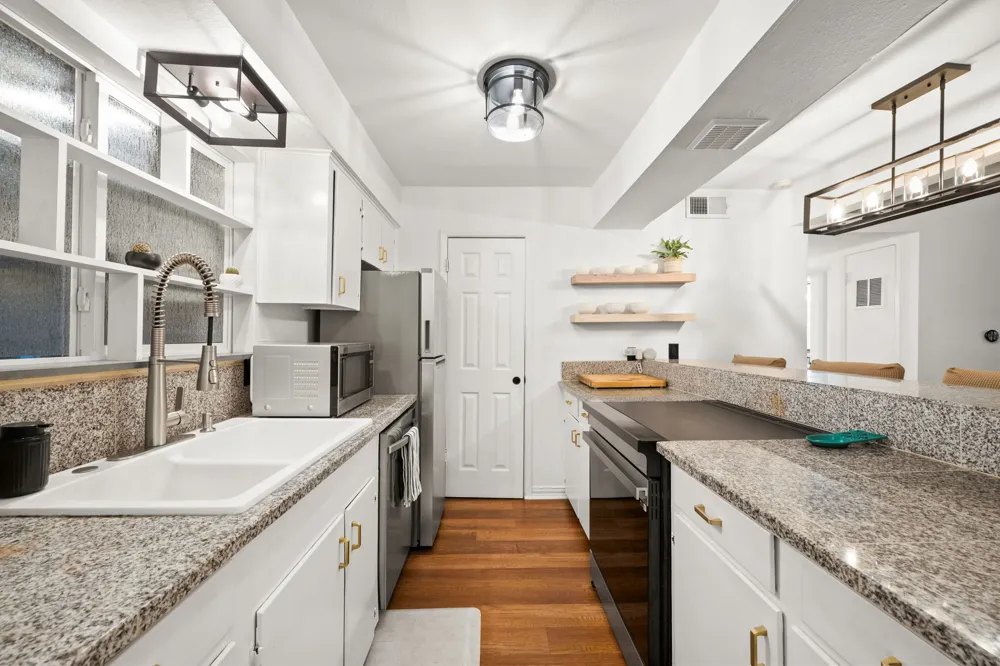2208 Enfield Road #107 Austin, TX 78703