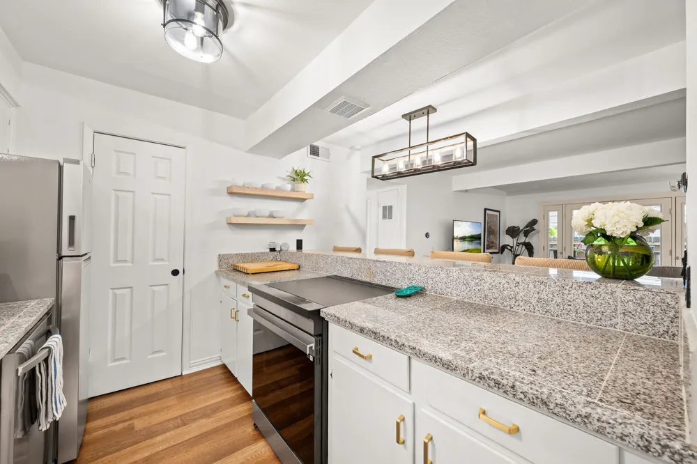 2208 Enfield Road #107 Austin, TX 78703