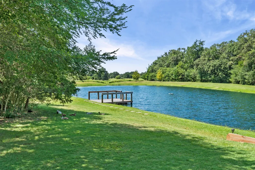 214 Private Road 7055 Milano, TX 76556