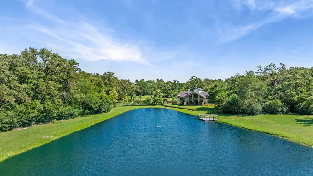214 Private Road 7055 Milano, TX 76556