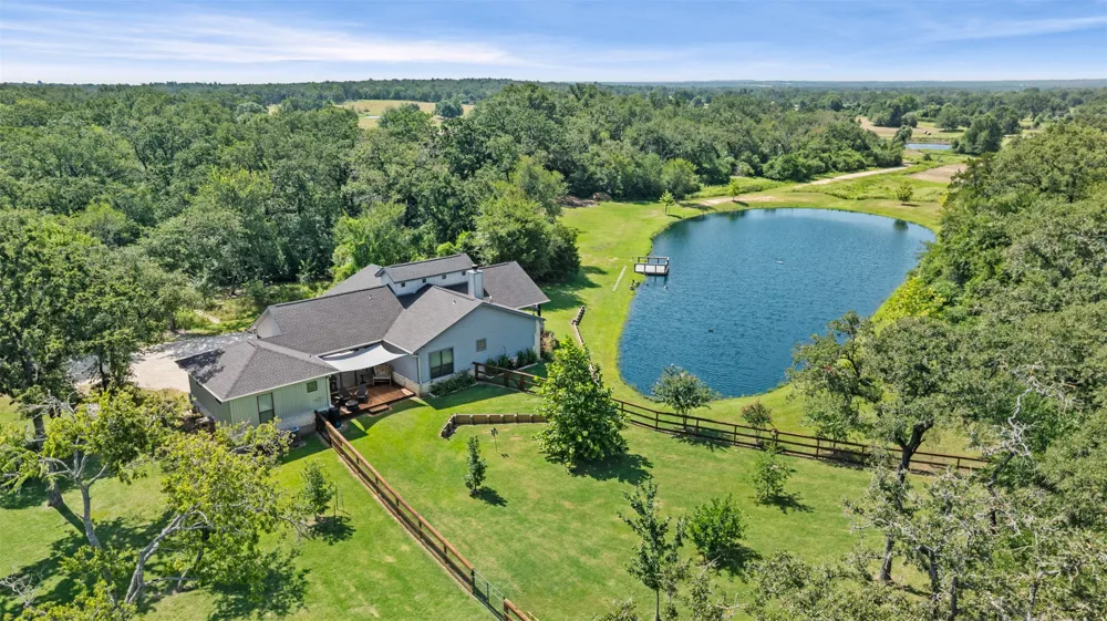 214 Private Road 7055 Milano, TX 76556