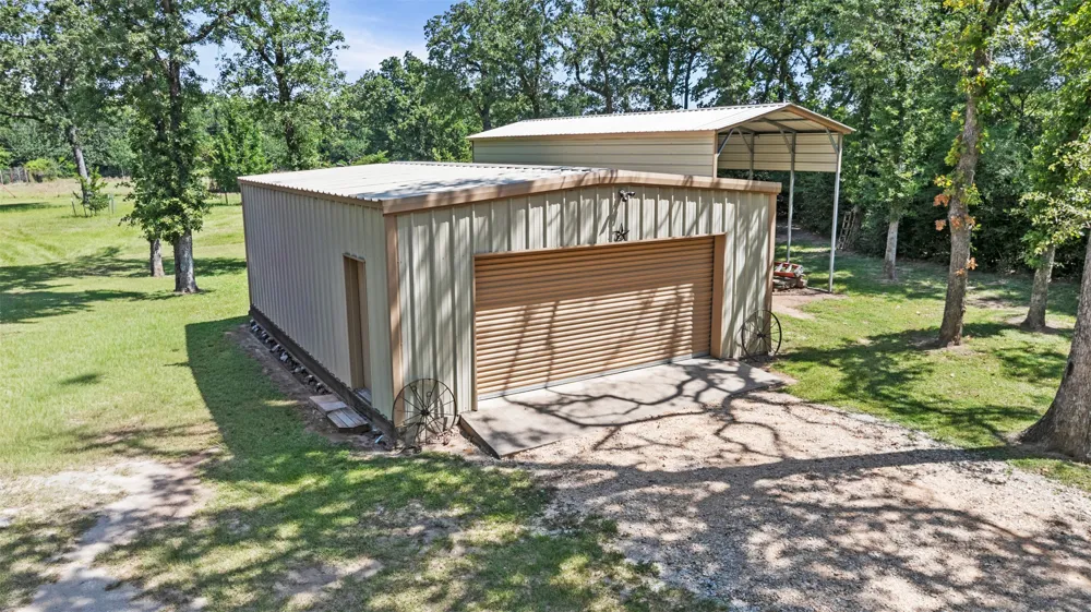 214 Private Road 7055 Milano, TX 76556