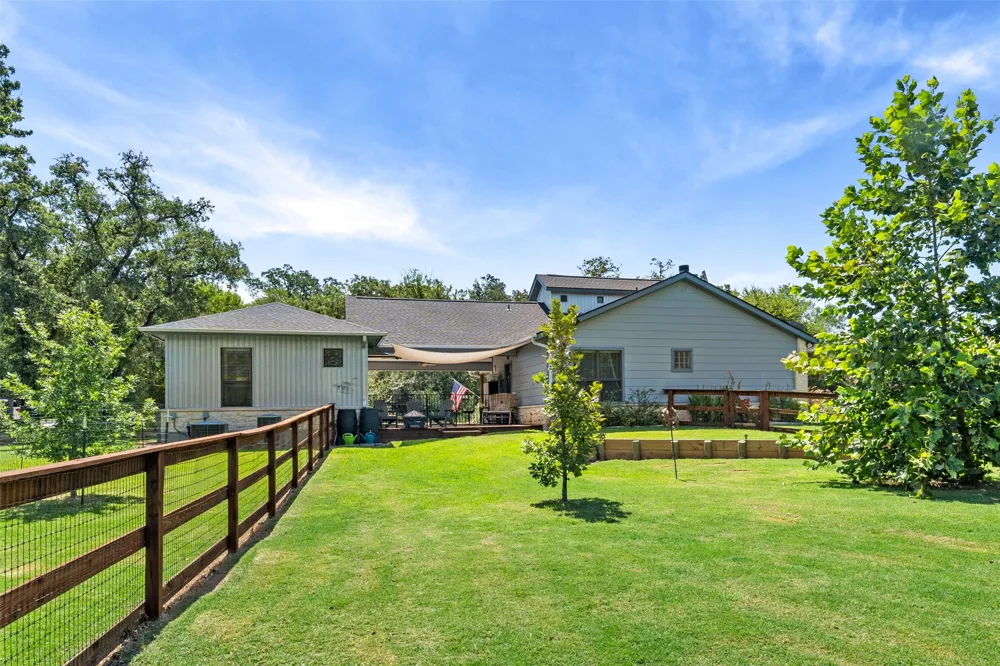 214 Private Road 7055 Milano, TX 76556