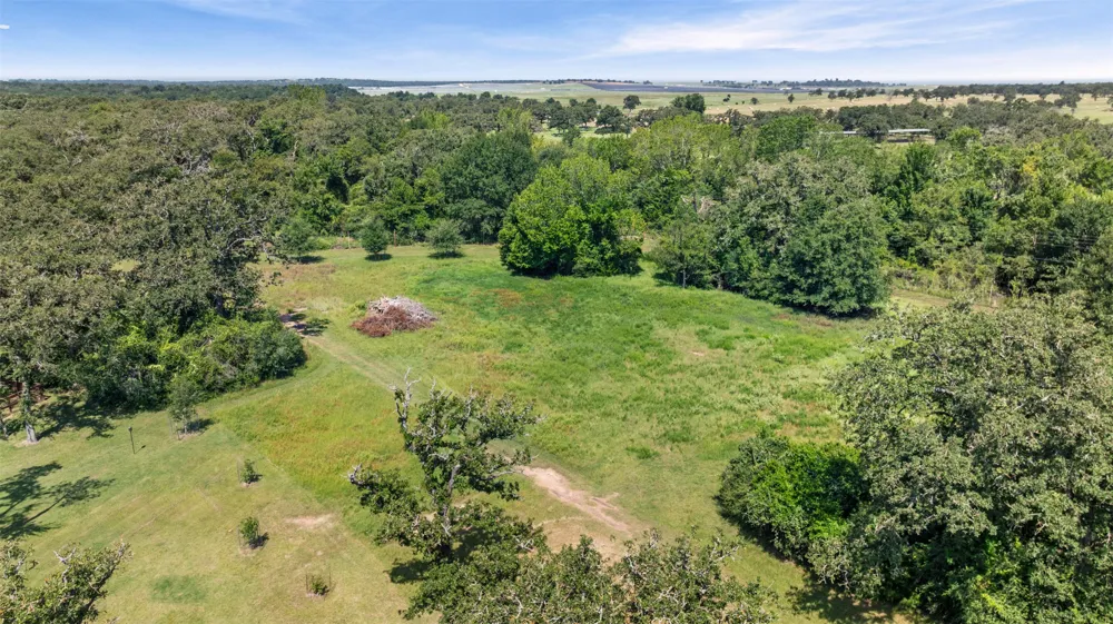 214 Private Road 7055 Milano, TX 76556