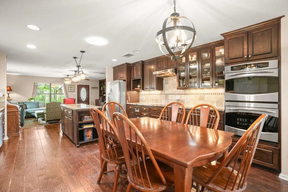 3413 Fm 1185 Lockhart, TX 78644