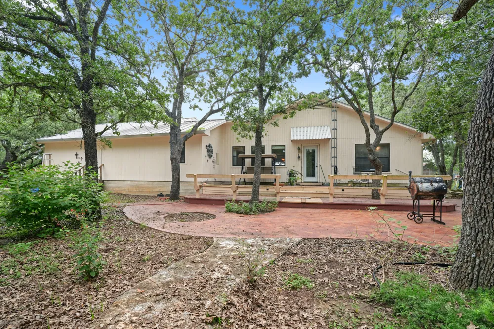 3413 Fm 1185 Lockhart, TX 78644