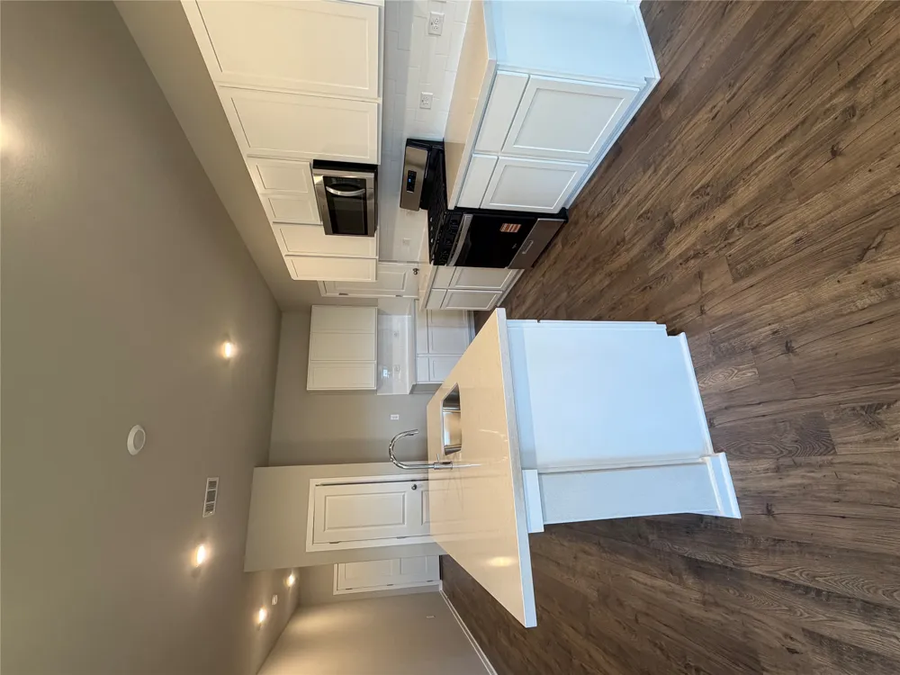149 Ayres Horn Cedar Creek, TX 78612