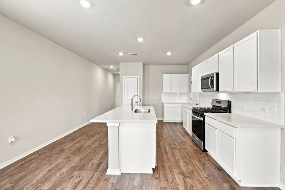 149 Ayres Horn Cedar Creek, TX 78612