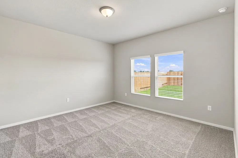 149 Ayres Horn Cedar Creek, TX 78612