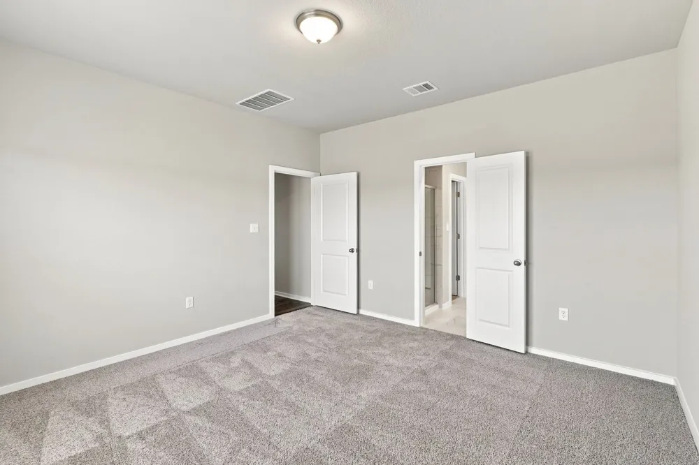 149 Ayres Horn Cedar Creek, TX 78612