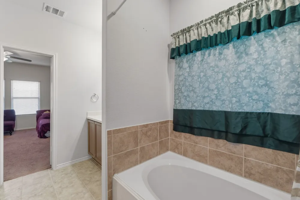 320 Druse Lane Jarrell, TX 76537