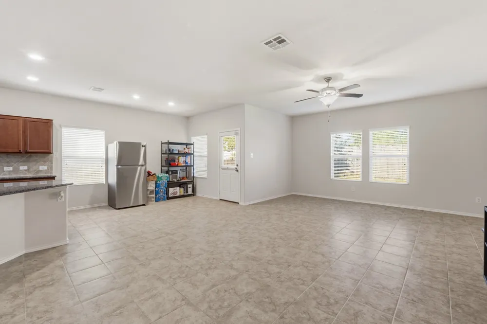 320 Druse Lane Jarrell, TX 76537