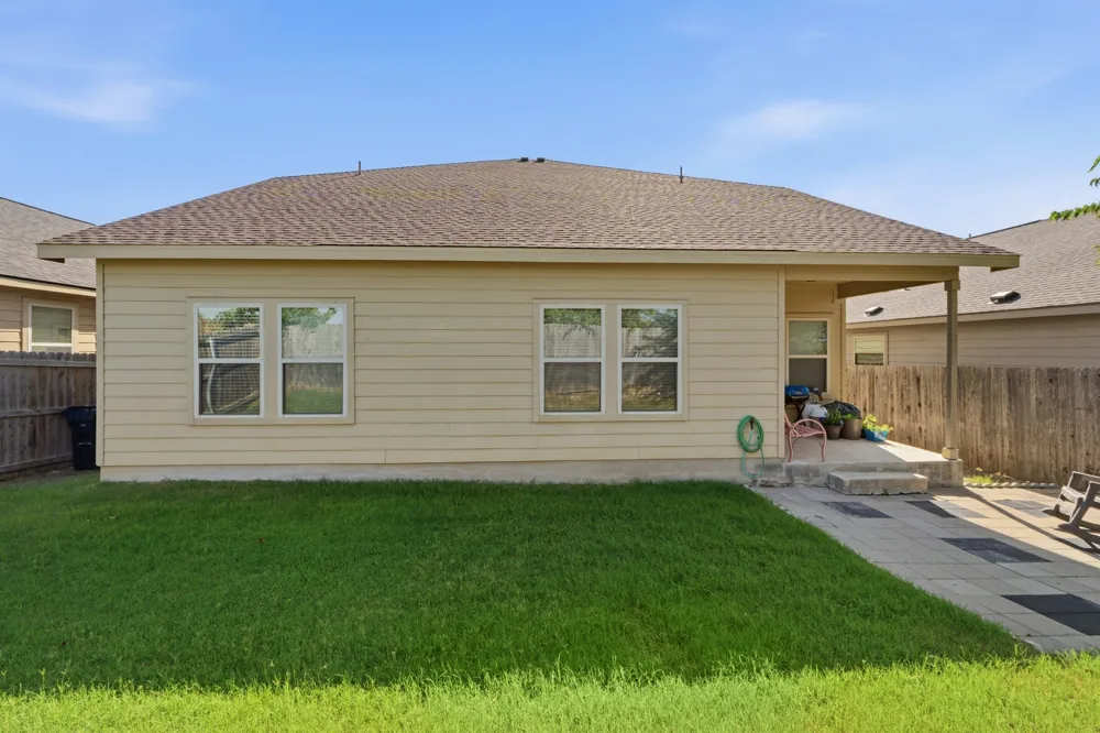 320 Druse Lane Jarrell, TX 76537