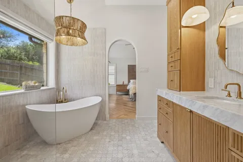 4253 Canyon Glen Circle