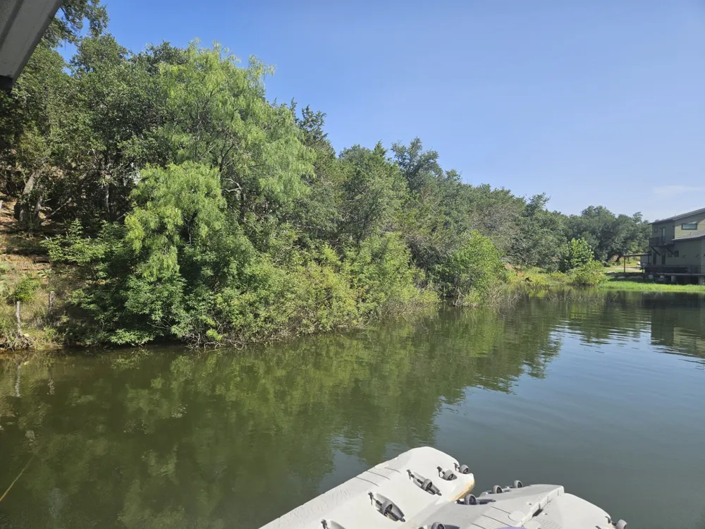 27 Sunset Cliff Road Burnet, TX 78611