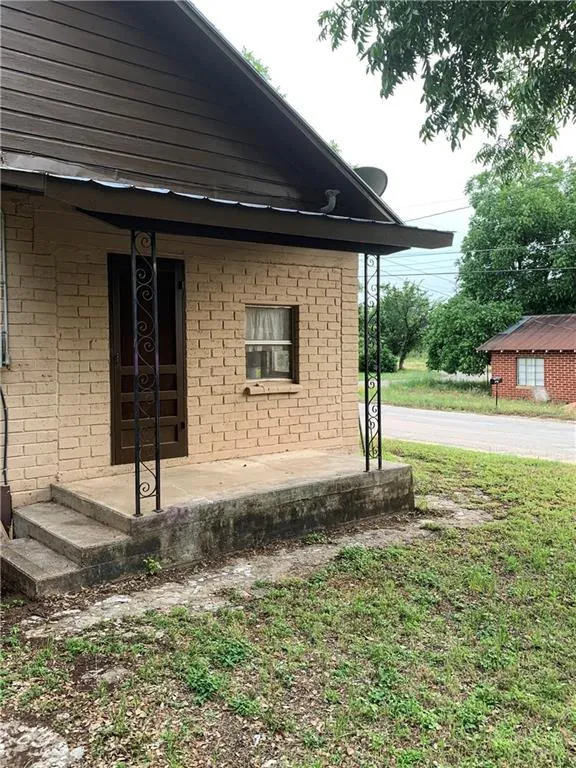 530 Bryan Avenue Mason, TX 76856