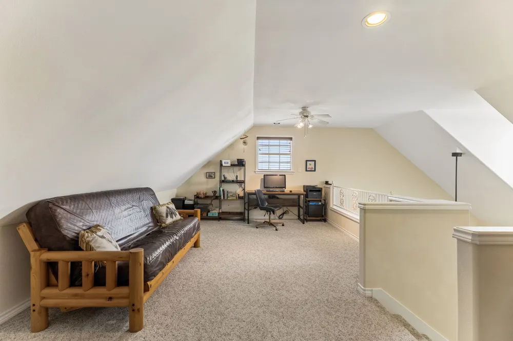 1034 County Road 202 Paige, TX 78659