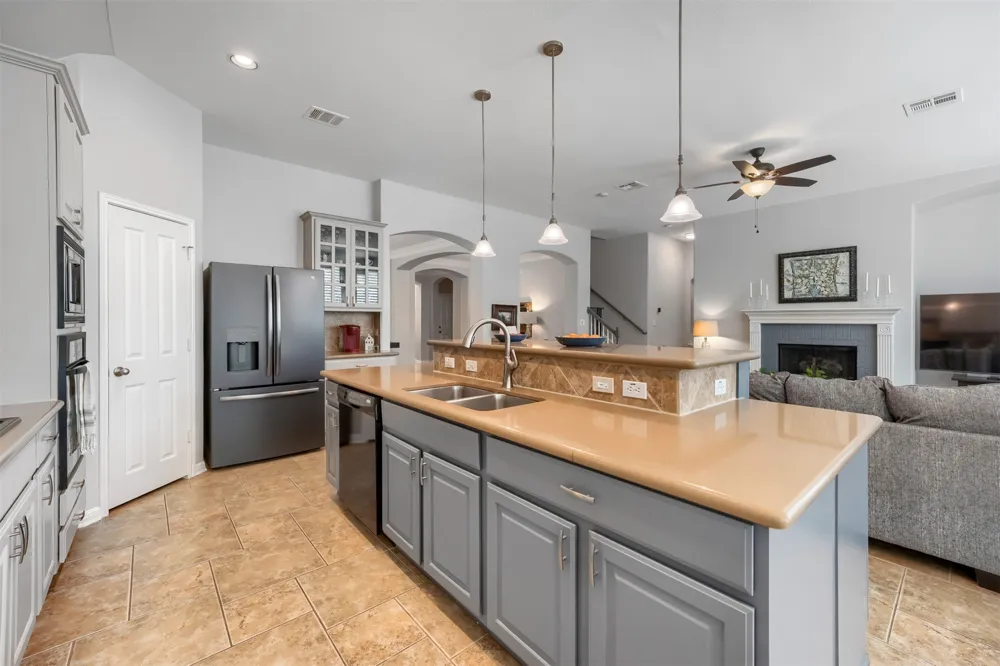 8815 Towana Trail Austin, TX 78736