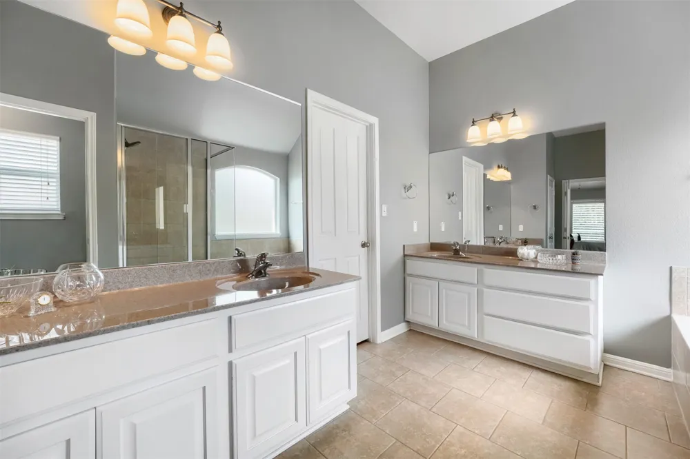 8815 Towana Trail Austin, TX 78736