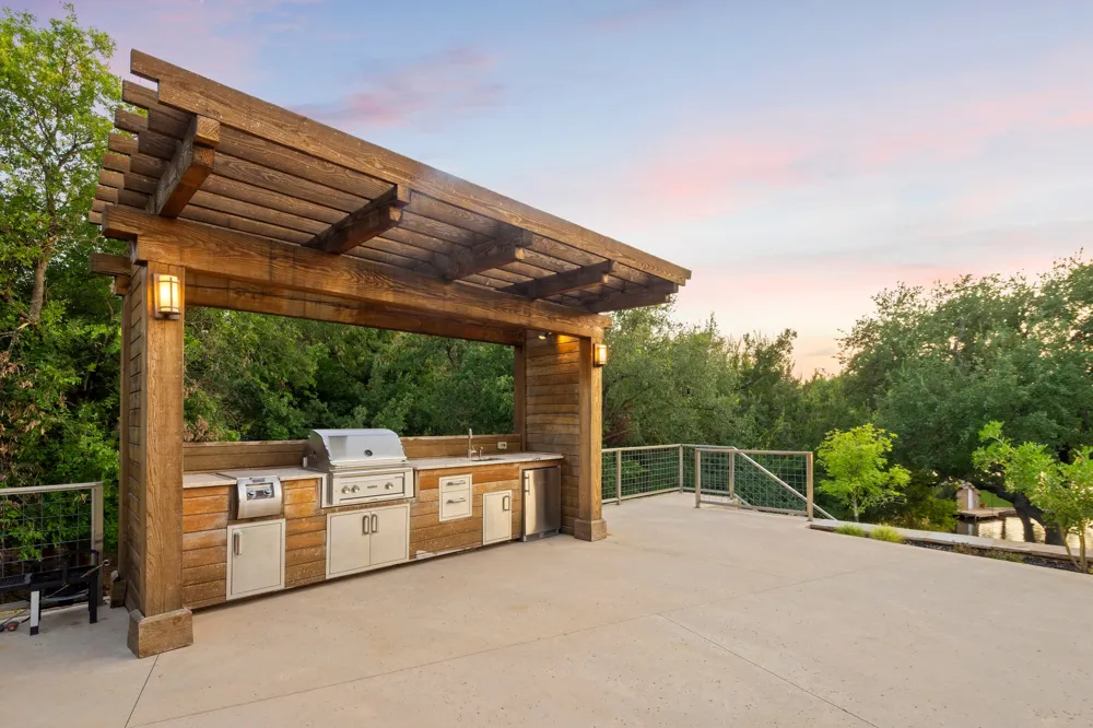 3504 Pack Saddle Drive Horseshoe Bay, TX 78657
