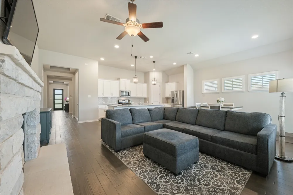 4221 Mercer Road Georgetown, TX 78628