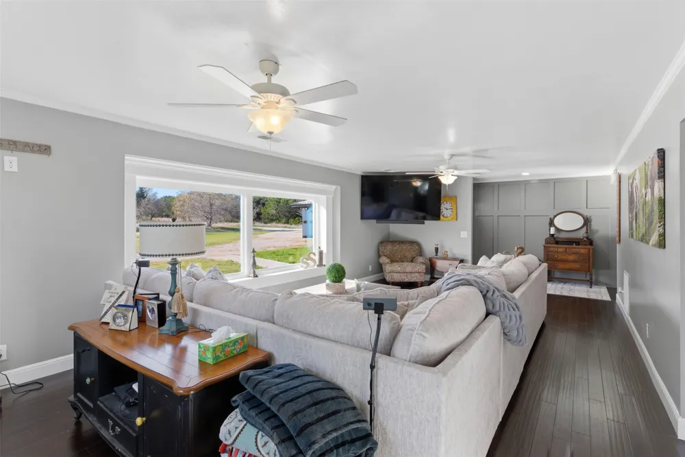 1272 County Road 2102 Lometa, TX 76853
