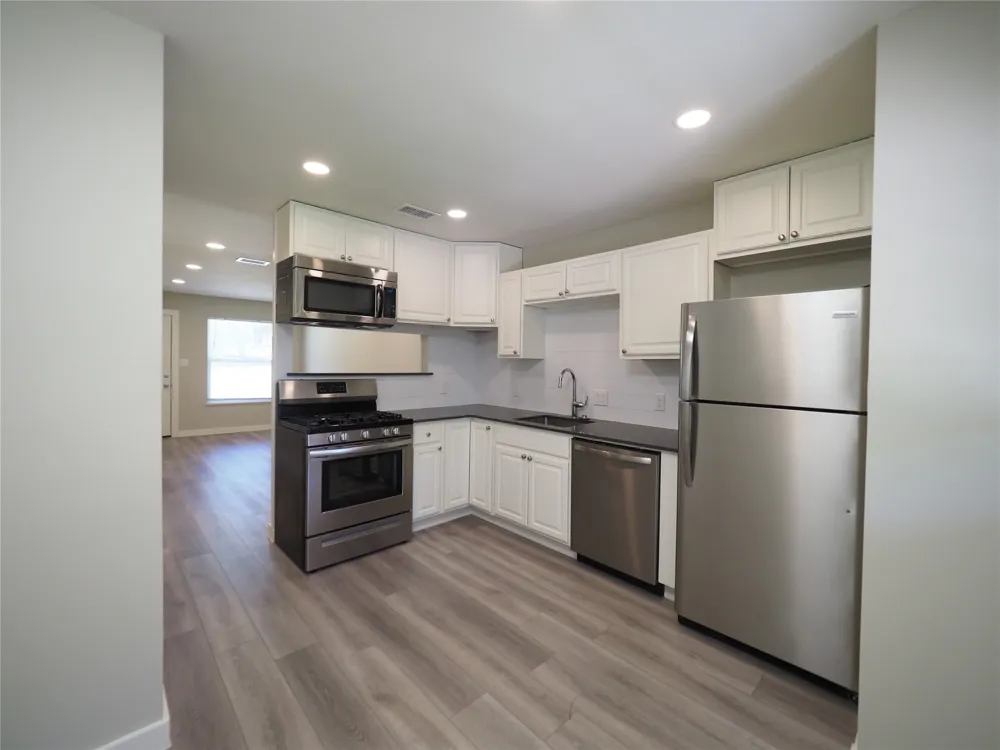 4711 Bull Creek Road #A Austin, TX 78731