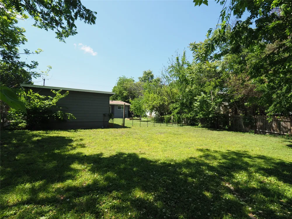 4711 Bull Creek Road #A Austin, TX 78731