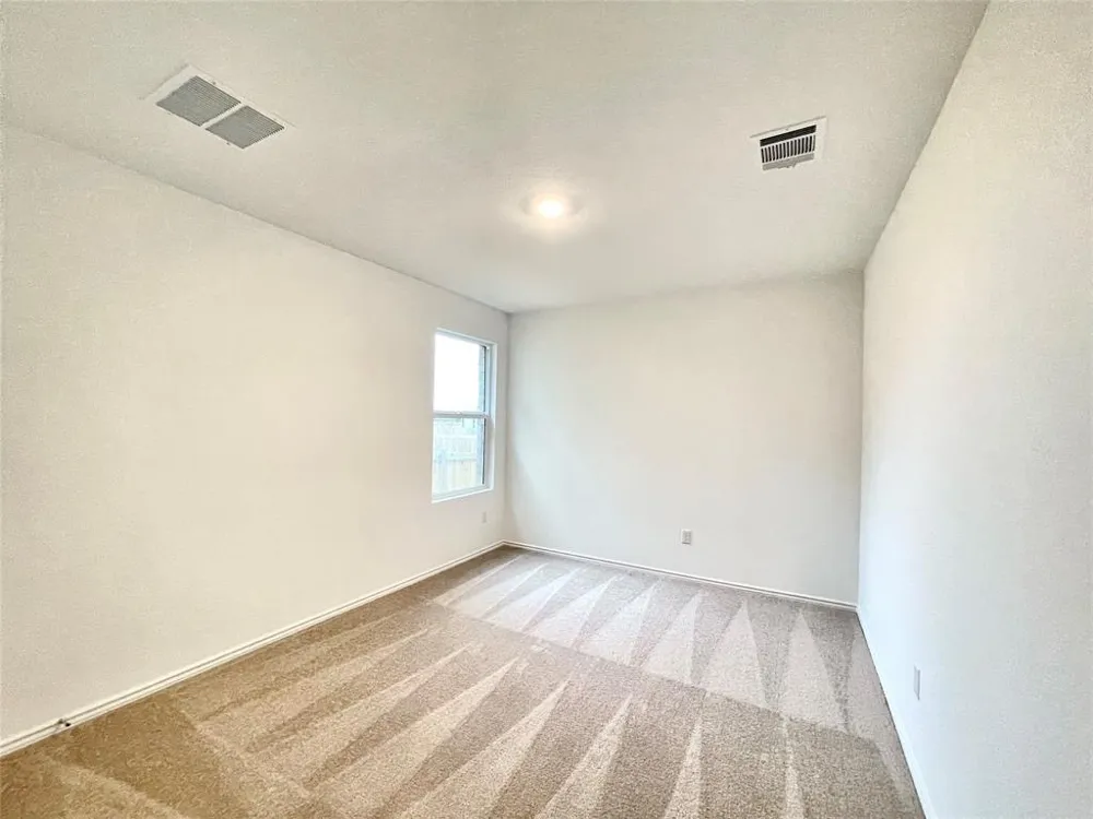 140 Canley Loop Hutto, TX 78634