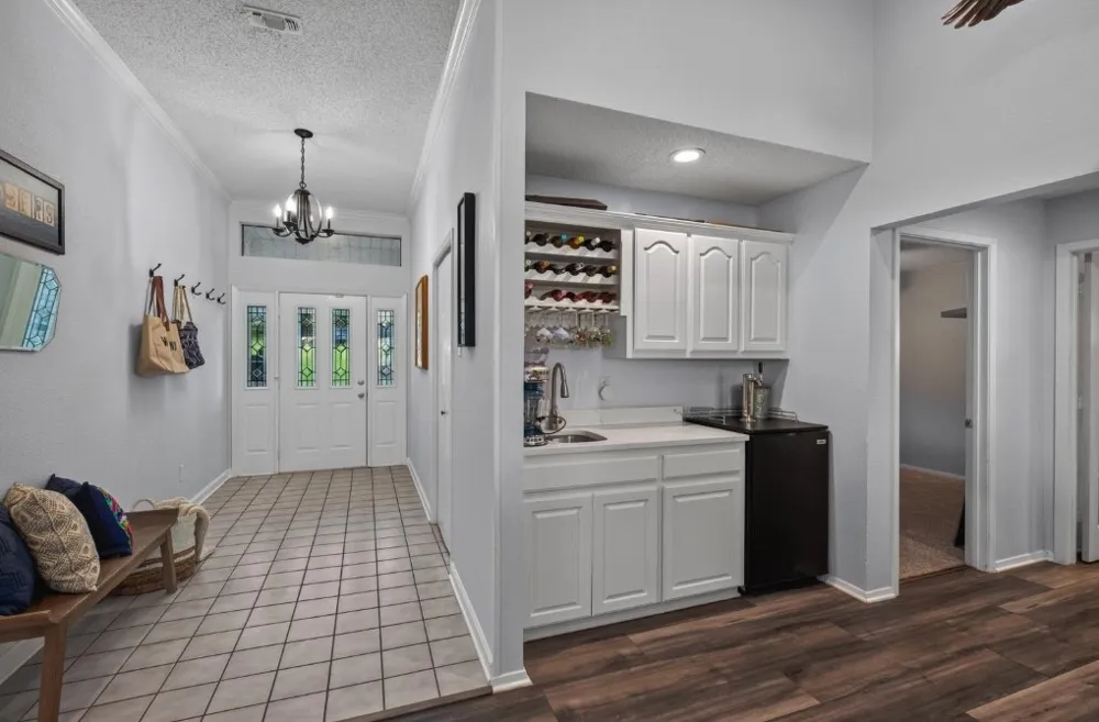 148 Vista Drive Eustace, TX 75124