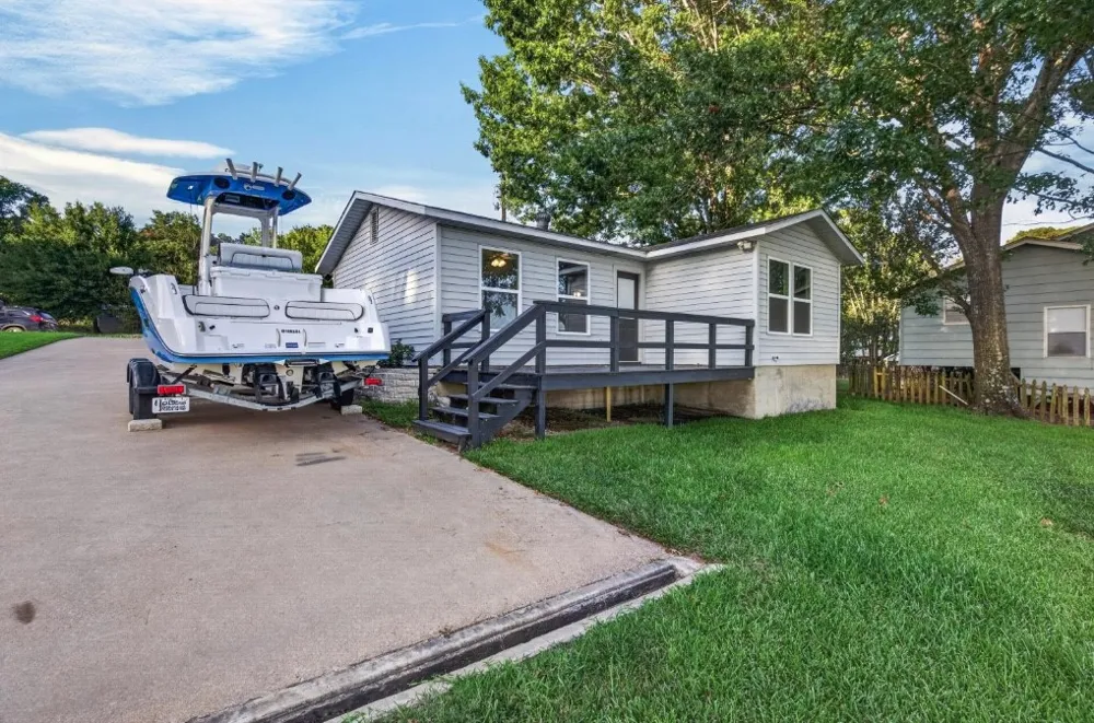 148 Vista Drive Eustace, TX 75124