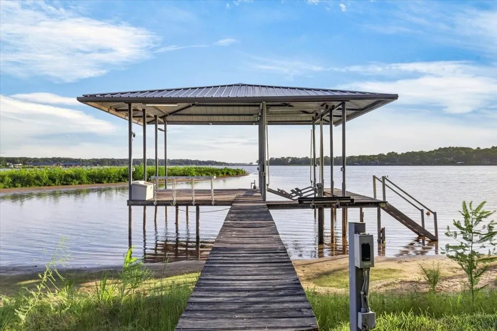 148 Vista Drive Eustace, TX 75124