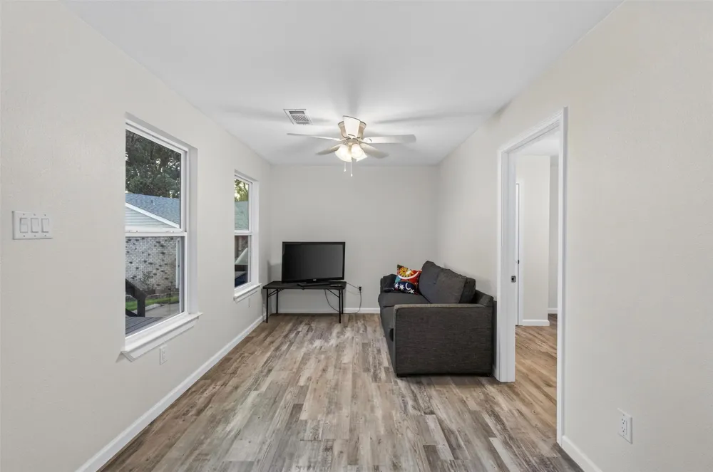 148 Vista Drive Eustace, TX 75124