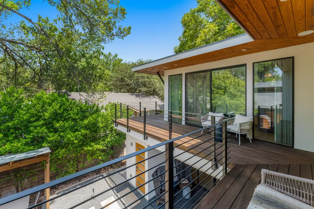 1707 Willow Street Austin, TX 78702