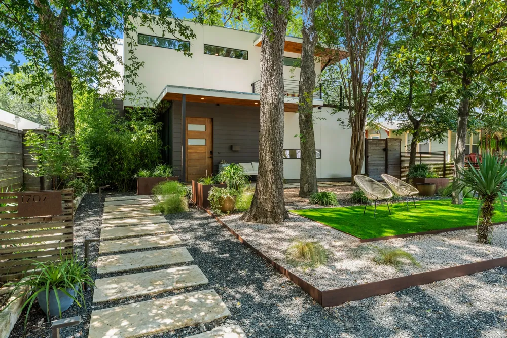 1707 Willow Street Austin, TX 78702