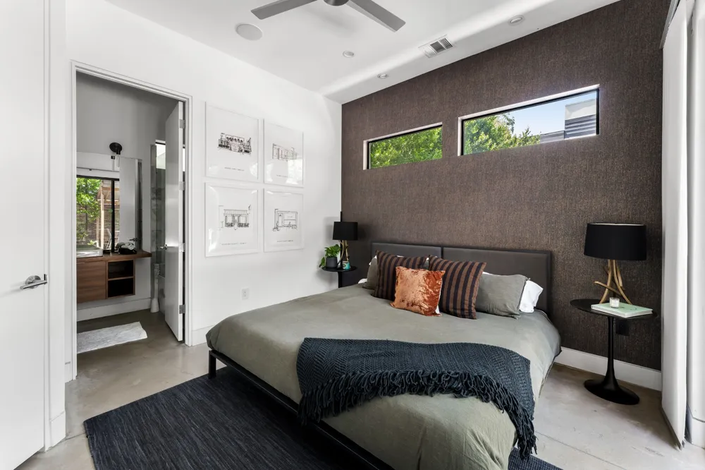 1707 Willow Street Austin, TX 78702