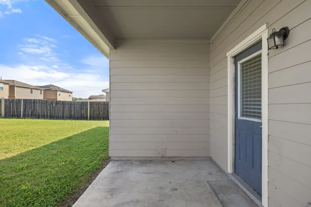 850 Bunton Reserve Boulevard Kyle, TX 78640