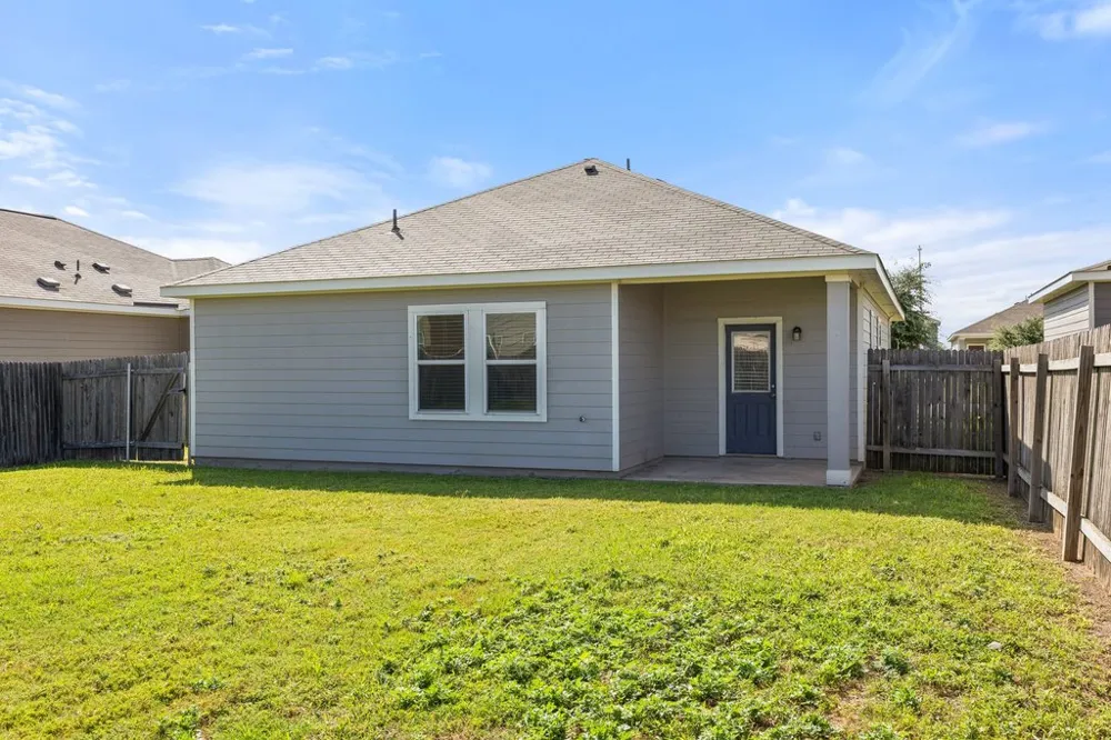 850 Bunton Reserve Boulevard Kyle, TX 78640