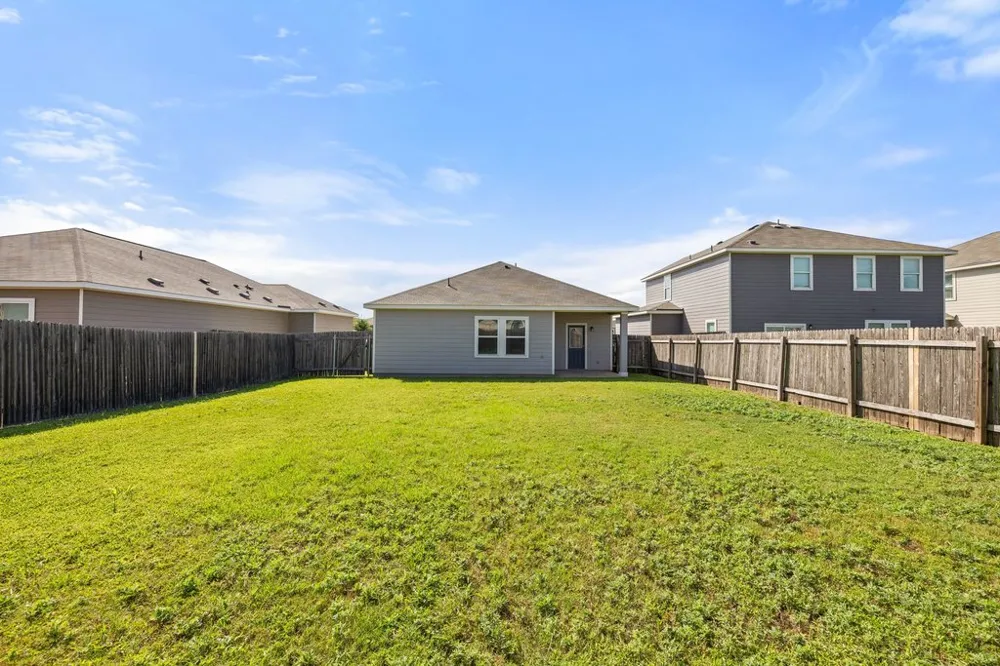 850 Bunton Reserve Boulevard Kyle, TX 78640