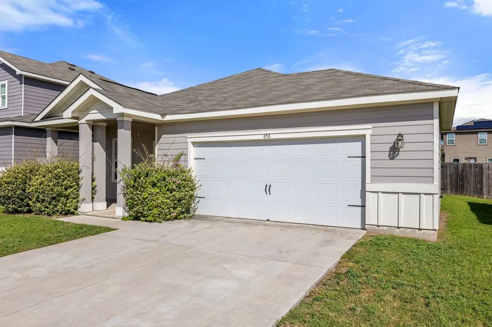 850 Bunton Reserve Boulevard Kyle, TX 78640