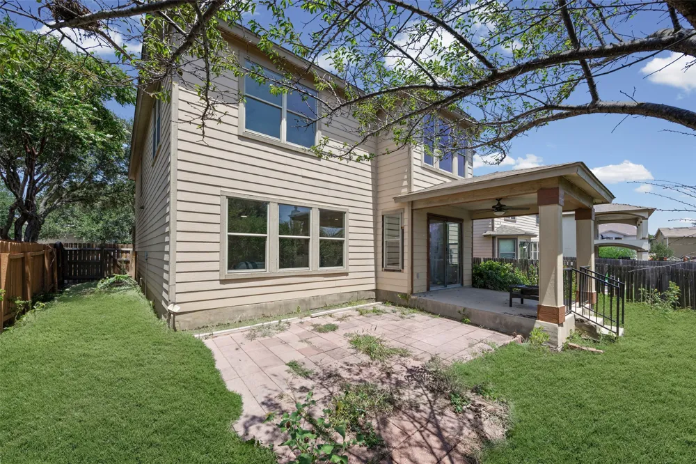 12821 Ranft Cove Del Valle, TX 78617