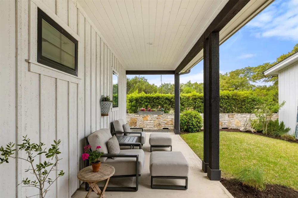 19601 Flying J Boulevard #16 Spicewood, TX 78669